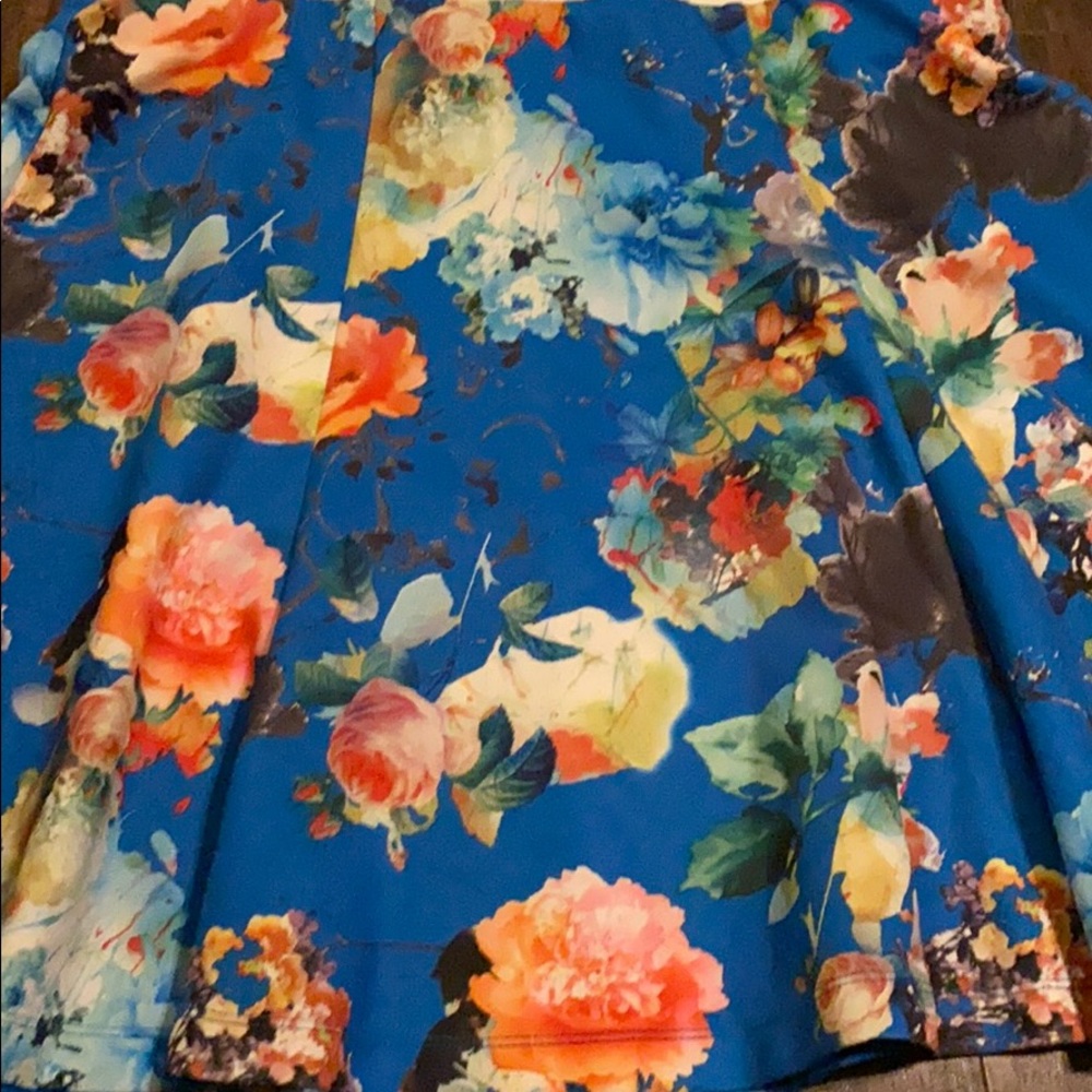 New York Clothing CO. Floral Skirt - Picture 2 of 3